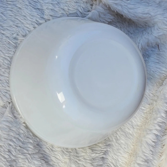 Federal milk glass‎ deep bowl - Picture 6 of 9